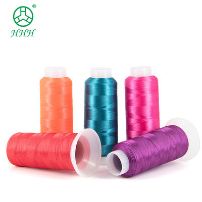 Couleur marathon 100% fil de broderie en polyester pour échantillons de broderie à la machine