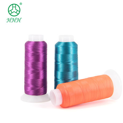 Couleur marathon 100% fil de broderie en polyester pour échantillons de broderie à la machine