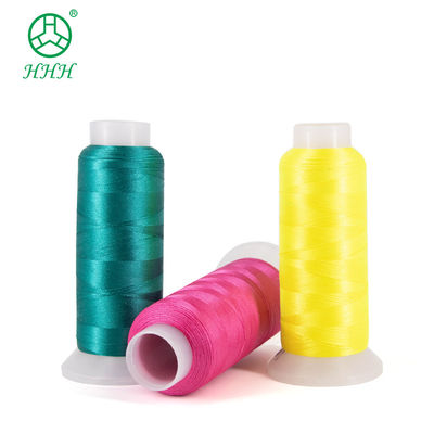Couleur marathon 100% fil de broderie en polyester pour échantillons de broderie à la machine